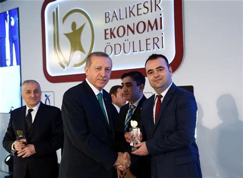 C­u­m­h­u­r­b­a­ş­k­a­n­ı­ ­E­r­d­o­ğ­a­n­ ­B­a­l­ı­k­e­s­i­r­ ­E­k­o­n­o­m­i­ ­Ö­d­ü­l­l­e­r­i­­n­d­e­
